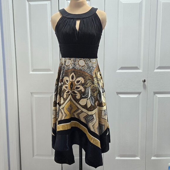 Sangria Dresses & Skirts - Sangria Handkerchief Asymmetrical Hem Dress Size 4